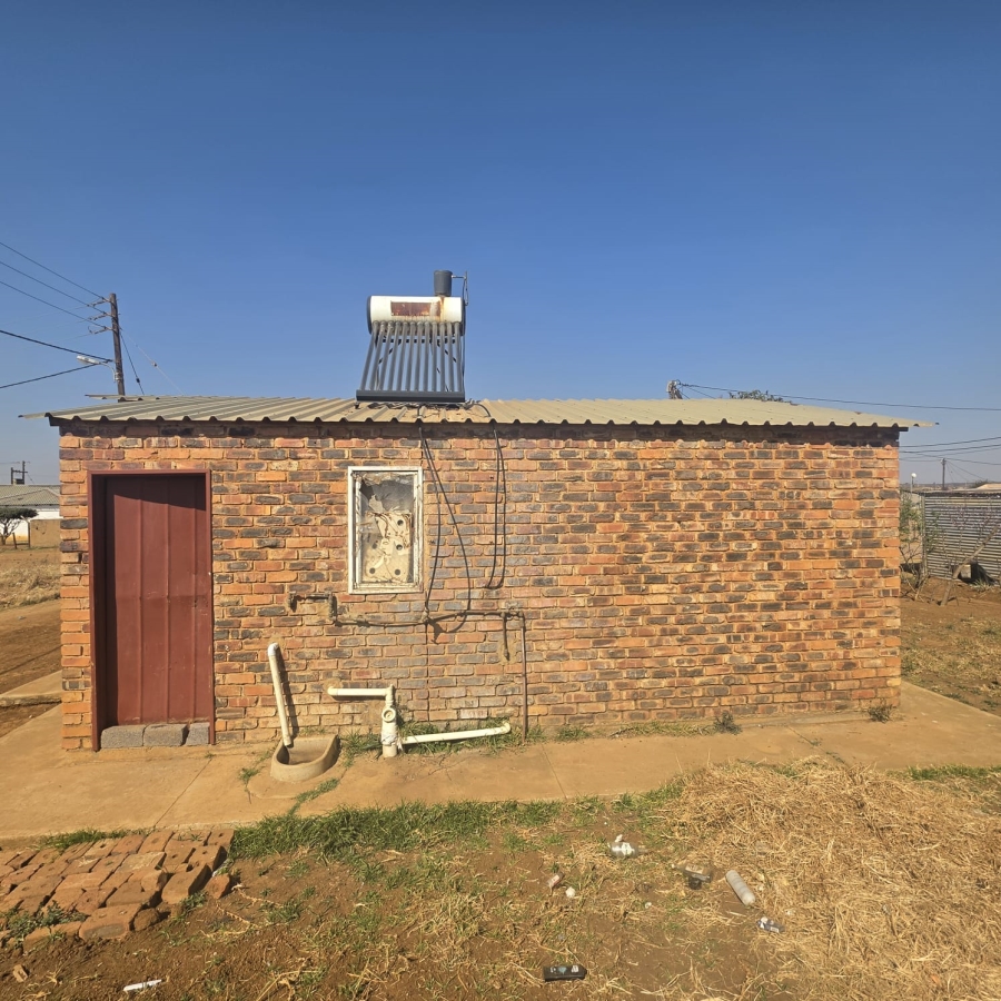2 Bedroom Property for Sale in Ikageng North West